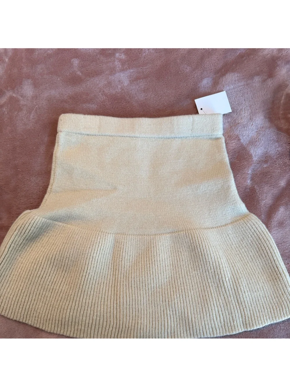 NWT Badgley Mischka Sweater Skirt and Embellished Sweater Set, Cream, Size 5